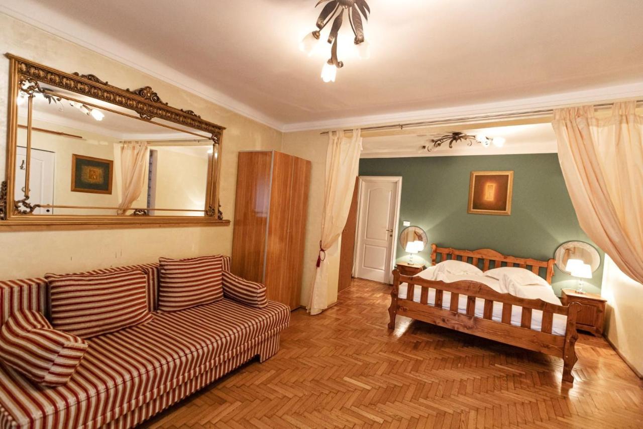 Hotel Dream House Braşov Exterior foto